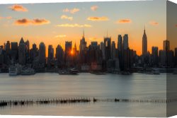 City by The Bay Canvas Prints - New York City Skyline at Sunrise I by Clarence Holmes